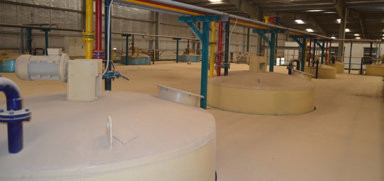 داخل الهنجر - دور ثاني